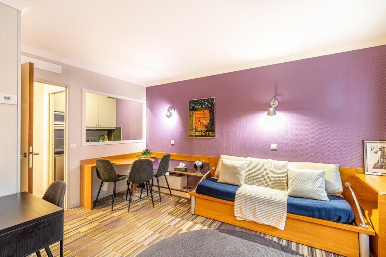 Paris Expo Apart Hotel - Porte De Versailles - 2R & Parking Issy-les-Moulineaux Exteriör bild